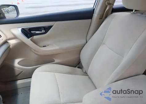 2013 Nissan Altima 2.5 S z USA, uszkodzony, nr VIN 1N4AL3AP9DC121953